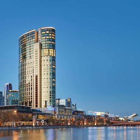 Crown Towers Melbourne 호텔 외부 사진 The Crown Hotel at Night