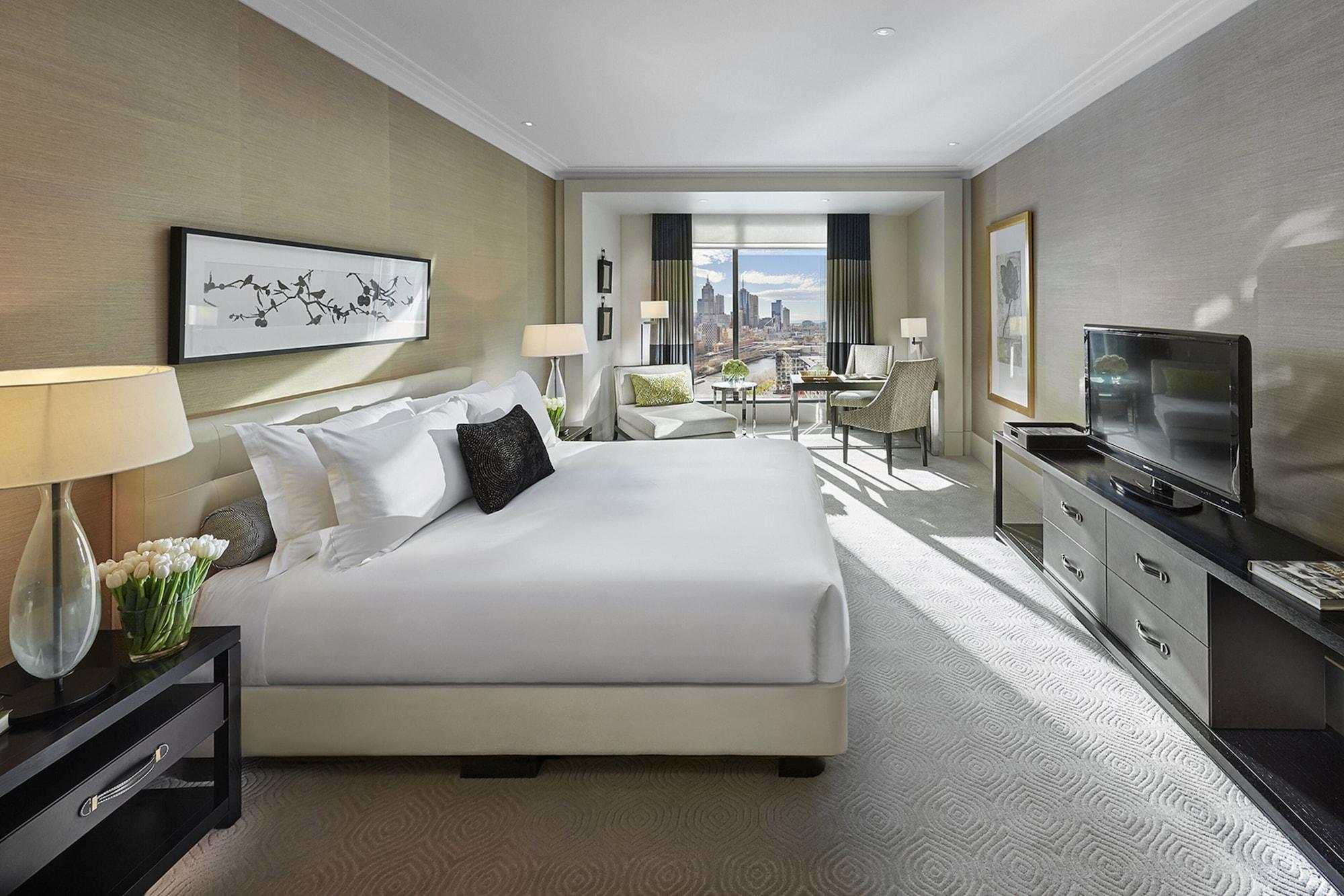 Crown Towers Melbourne 호텔 외부 사진 A guest room at The Ritz-Carlton, New York, Central Park