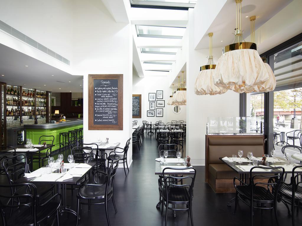 Crown Towers Melbourne 호텔 외부 사진 Interior of the restaurant
