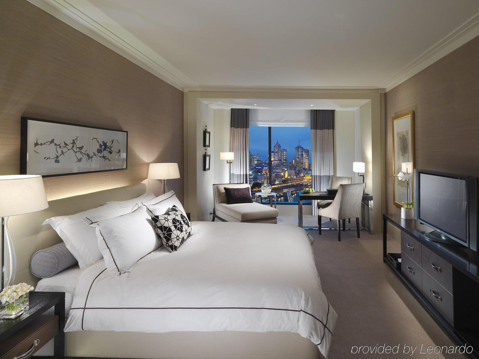 Crown Towers Melbourne 호텔 객실 사진 A bedroom at the Mandarin Oriental, New York