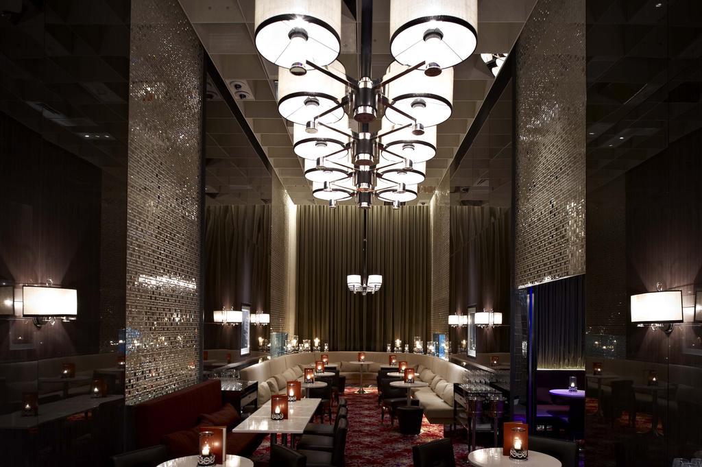 Crown Towers Melbourne 호텔 외부 사진 The interior of the restaurant