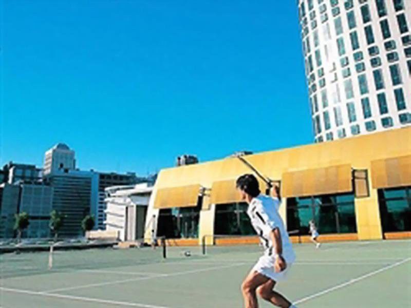 Crown Towers Melbourne 호텔 외부 사진 Tennis at the Westin
